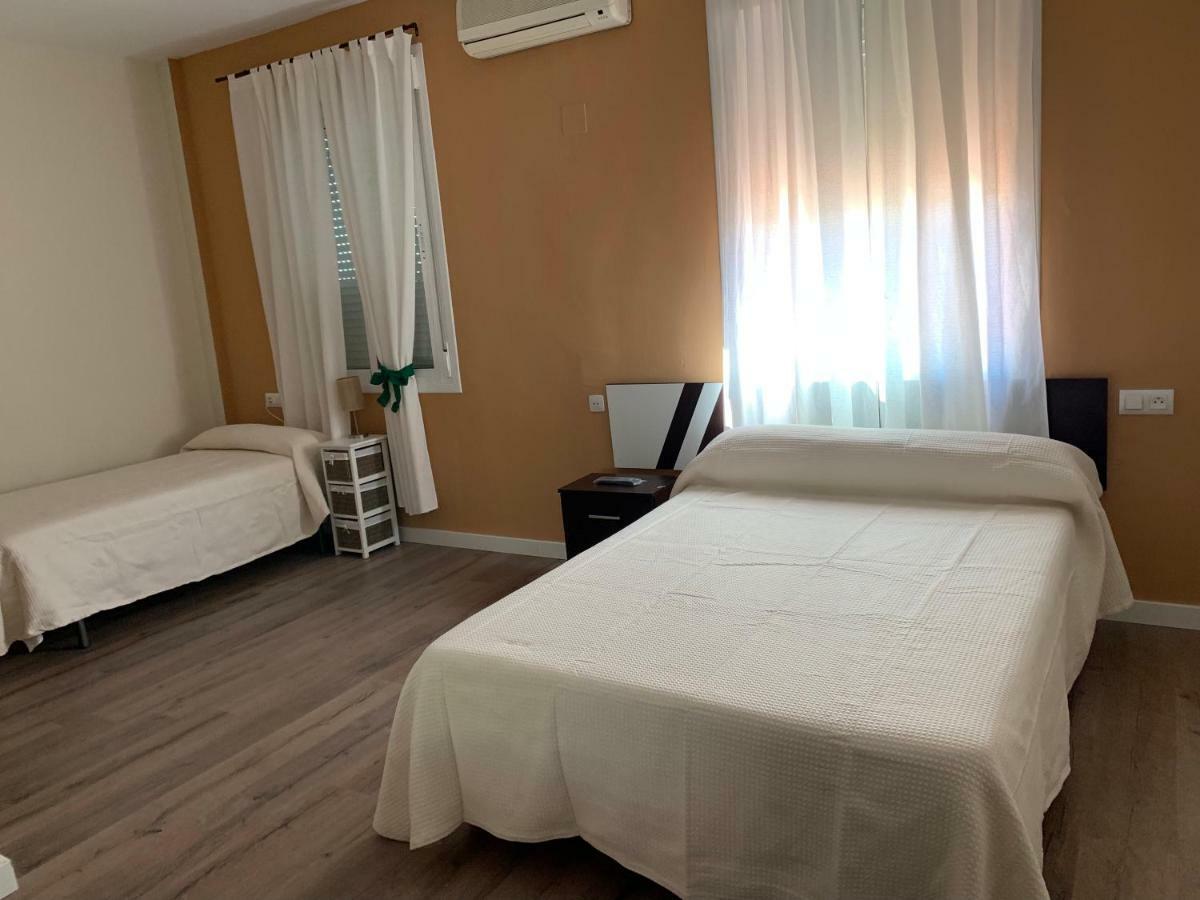 Hostal Restaurante Rufino Berlanga Kültér fotó